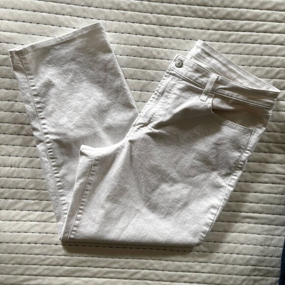 Old Navy High-Rise WOW Loose Jeans Sz 16 Short White - Picture 7 of 7